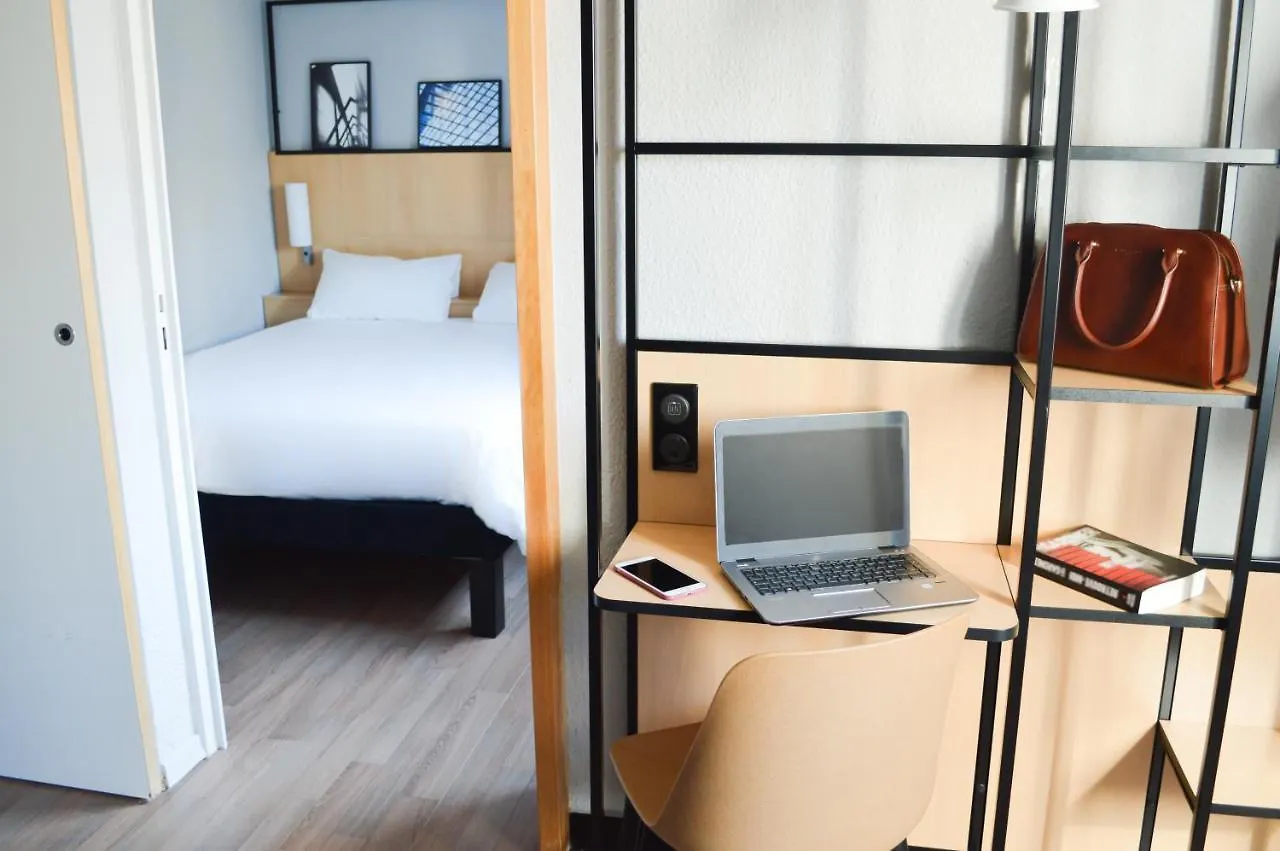 Ibis Tour Eiffel Cambronne 15eme Hotel