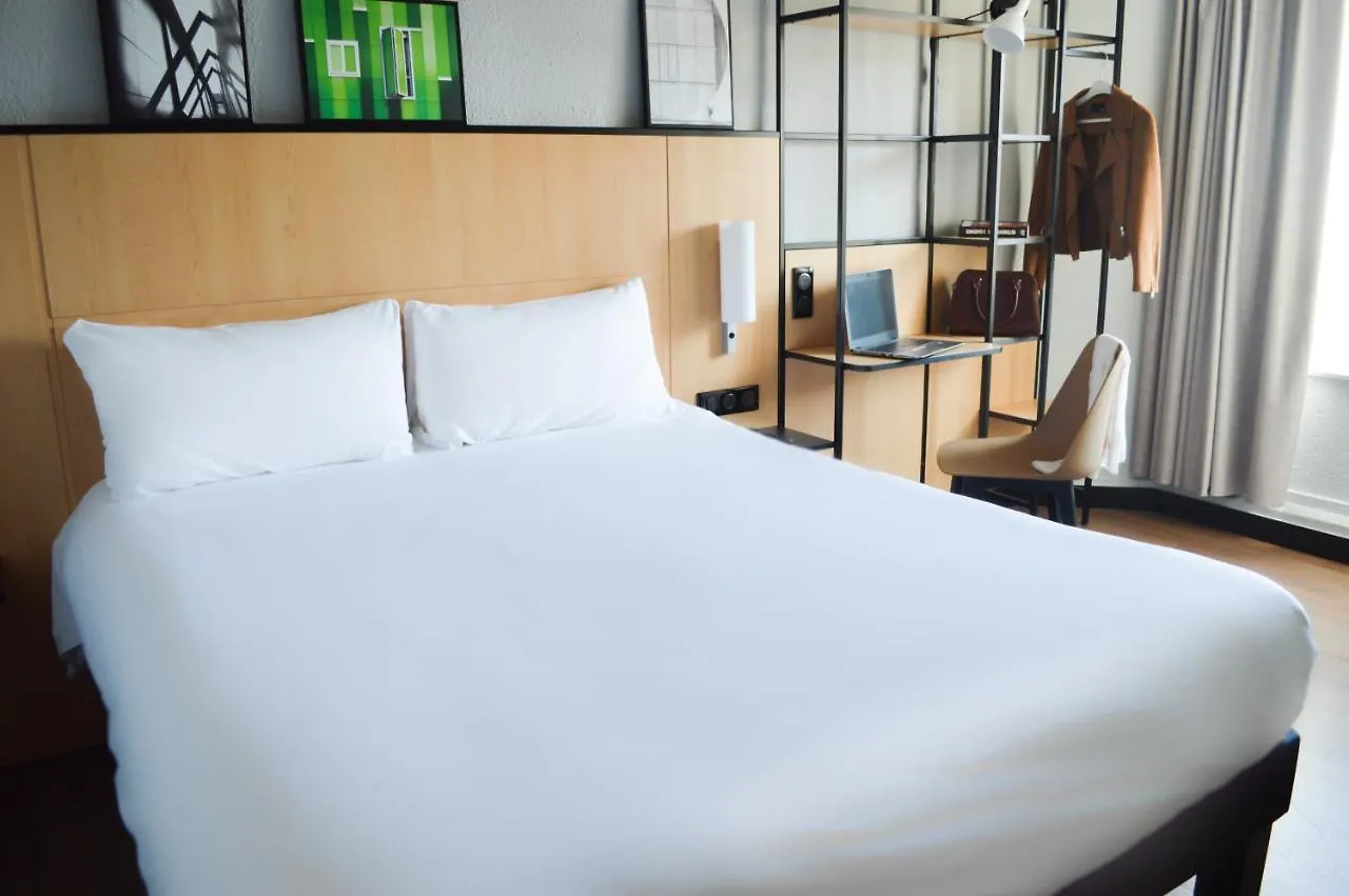 Hotel Ibis Tour Eiffel Cambronne 15eme Paris