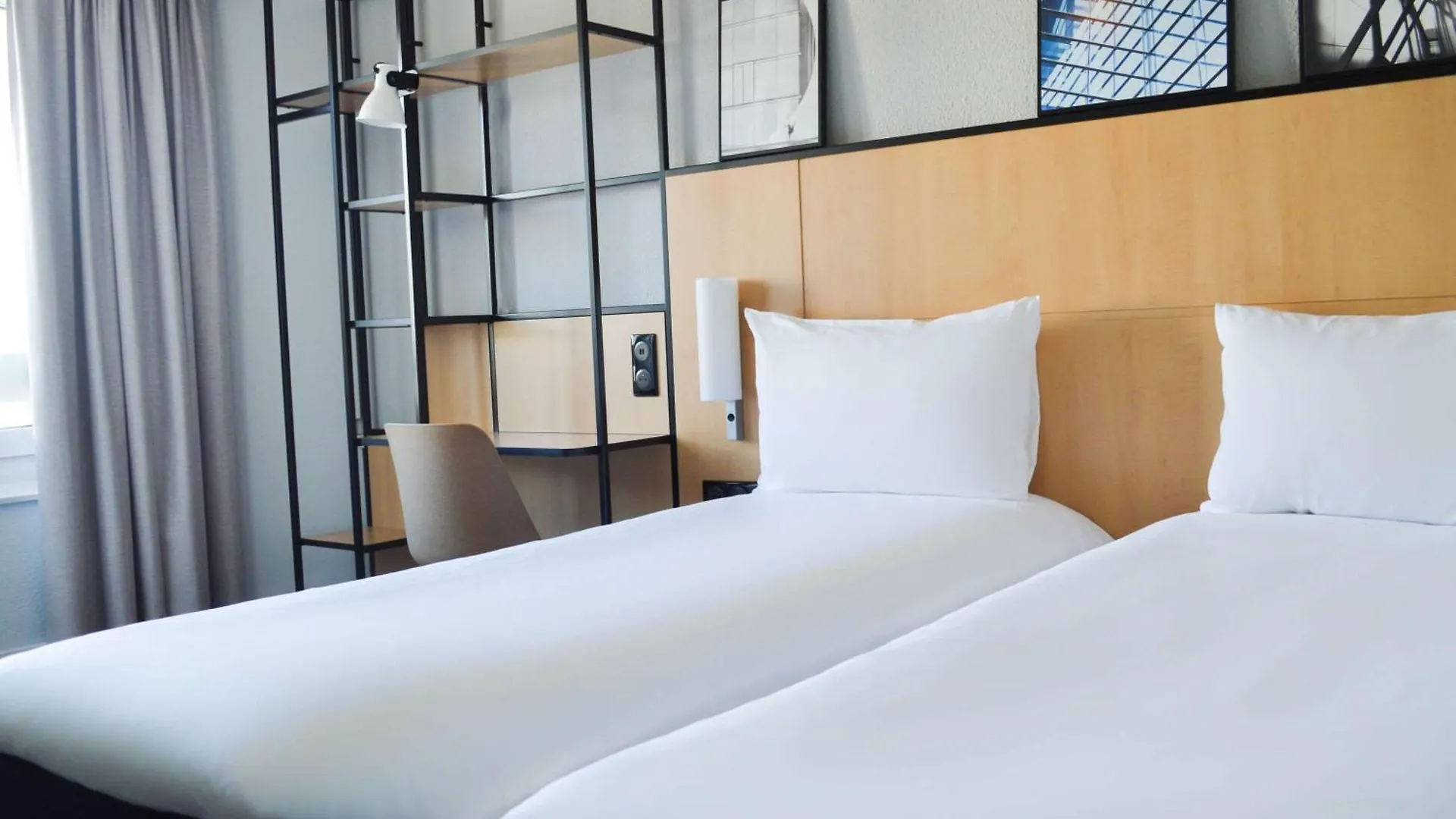 Ibis Tour Eiffel Cambronne 15eme Париж
