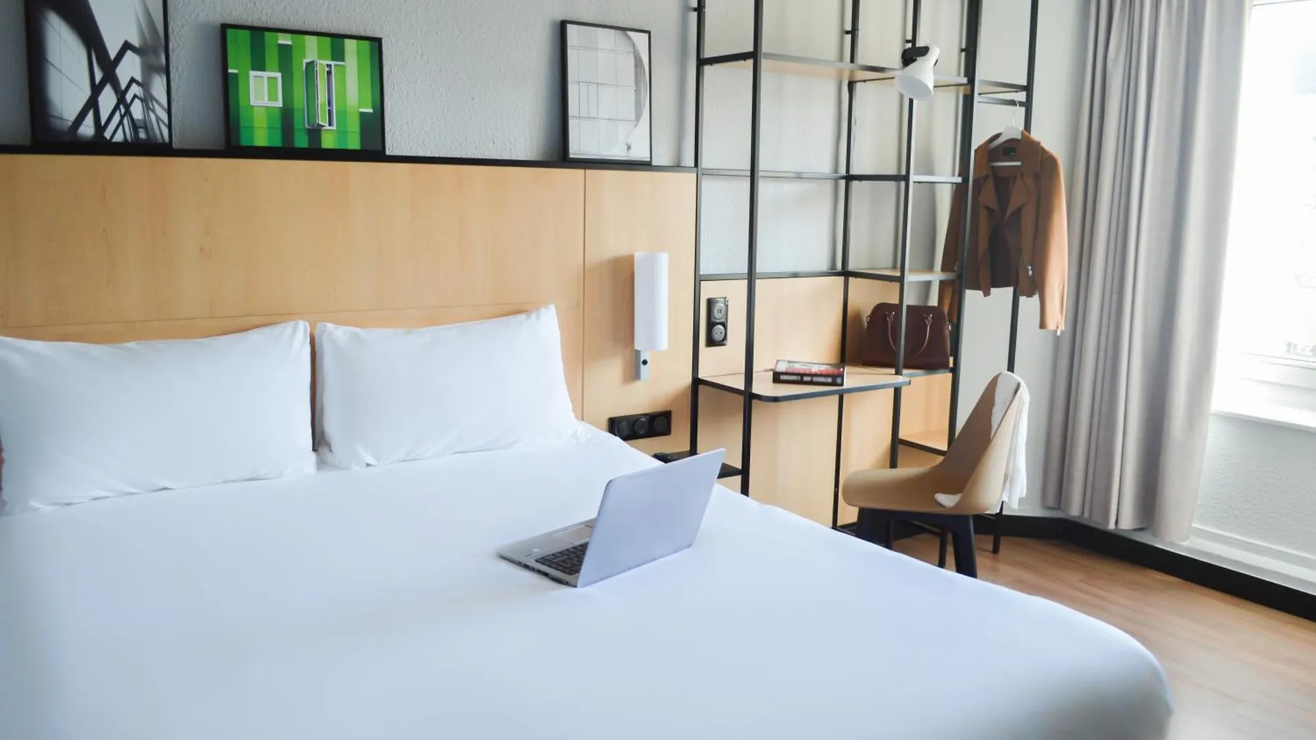 Otel Ibis Tour Eiffel Cambronne 15eme Paris